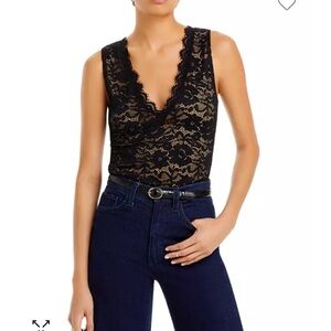 Leila stretch lace top